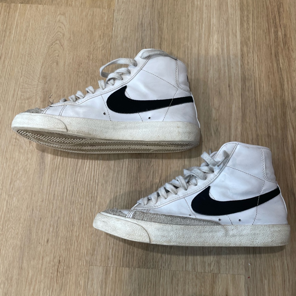 Nike blazer. Size W8